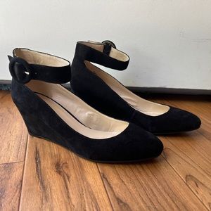Nine West | Black Suede Wedge Heels - Size 9